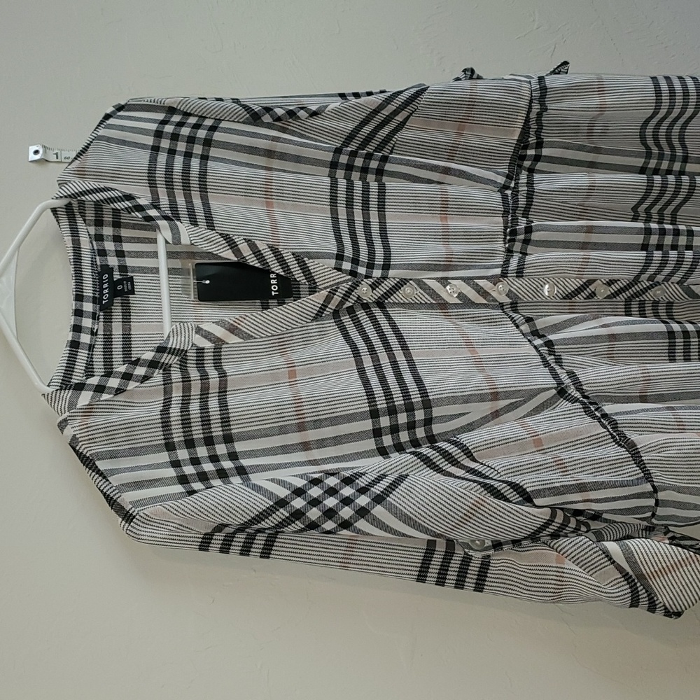 Torrid NWT tunic